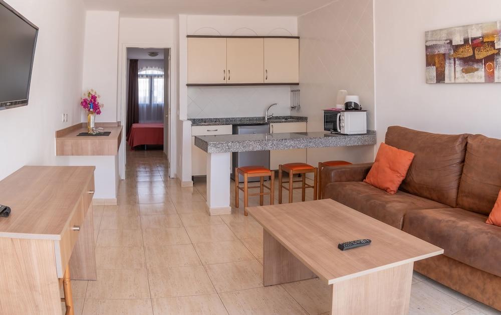 Апартаменти Bitacora Lanzarote Club Пуерто-дель-Кармен Екстер'єр фото